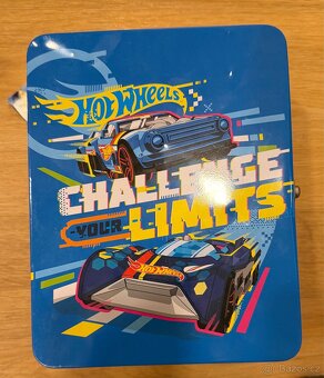 Hot wheels autíčka - 2