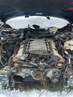 Audi A8 D3 3.7 V8 - 2