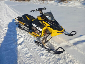 Ski-Doo 600 r.v. 2012 - 2