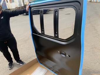 Boční pravé posuvné dveře fiat Talento - 2