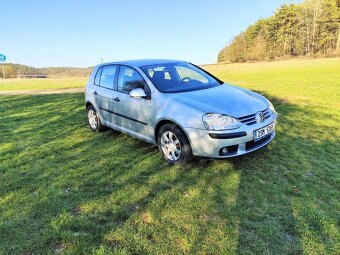 Volkswagen Golf V - 2