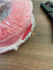Kabel CYA 1,5 červený 200 metrů - 2