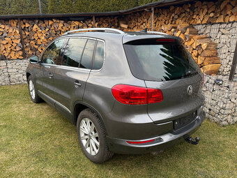 Tiguan 2.0 TDi Navi Tažné PDC Kůže Panorama - 2
