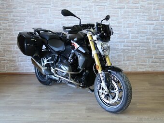 BMW R1250R bohatá výbava, servisní kniha - 2