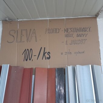 Výprodej plechových doplňků 2 m kus jen 100 kč - 2