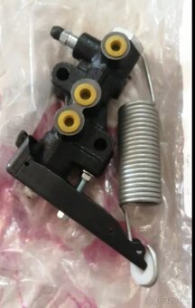 Zatazovy regulator brzdnej sily mitsubishi L200 pajero a ine - 2