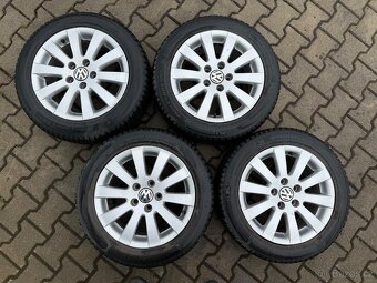 VW - originál alu kola 16" - zimní pneu 6mm - 2