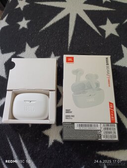 JBL sluchátka - 2