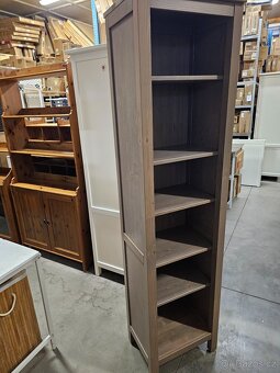 KNIHOVNA HEMNES - 2