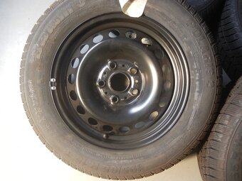 Nová zimní sada Octavia 5x112 R15 + nové pneu - 2