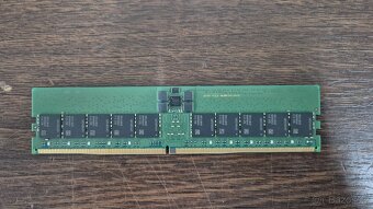 HPE DDR5 EC8 RDIMM 32GB 2Rx8 PC5-4800B PN:P43330-0A1 - 2