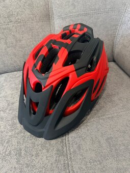 Úplně NOVÁ Přilba Trial Kellys Dare 018 M/L 68-61Cm - 2