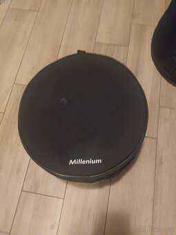 Úklid zkušebny, mrkněte. - 2