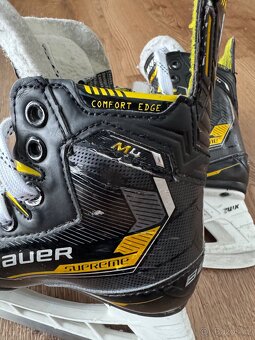 Brusle Bauer Supreme M4 12YTH - 2