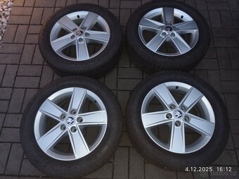 16" STAR ZIMNI al ORIGINAL SKODA OCTAVIA III zánovní - 2