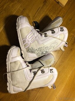 Boty na snowboard 37 - 2
