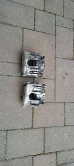 Přední BMW e36 R4 brzdy včetně držáků - 2