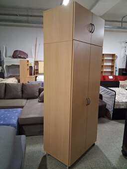 Šatní skříň s nástavcem - 2