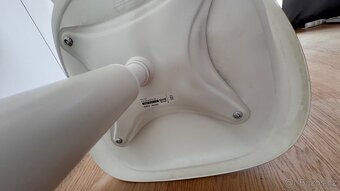 otočnou židli LOBERGET / MALSKÄR (IKEA) - 2