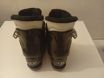 PRODÁM DĚTSKÉ LYŽÁKY SALOMON - 2