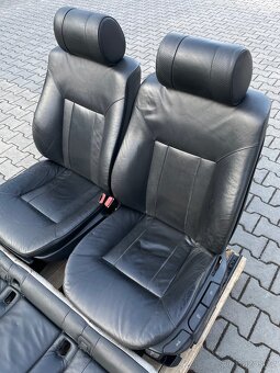 Interiér Nappa černá kůže BMW e39 touring - 2
