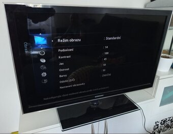 Televize SAMSUNG s úhlopříčkou 80 cm - 2