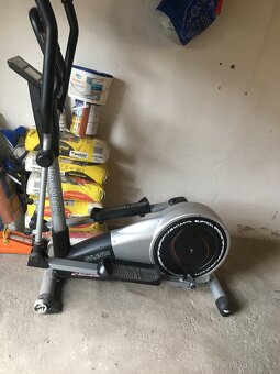 Elipticky trenazer - 2