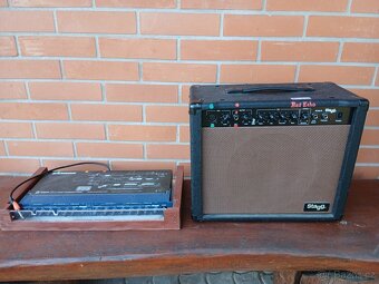 Kytarové kombo Stagg 40 AA R a kompresor Samson S-com plus - 2