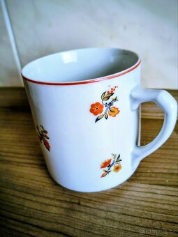 Sada retro hrnků - 2