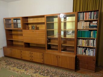 Obývací stěna za odvoz - 2