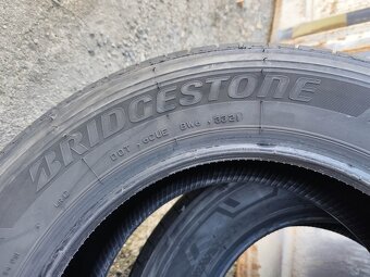 16"zánovní letní pneu Bridgestone 215/65/16C 4400Kč/4ks - 2