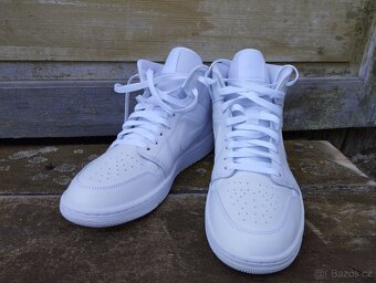 Nike Jordan bílé - 2