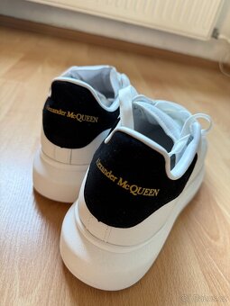 Alexander McQueen - 2