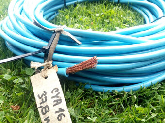 Kabel vodič světlemodrý slaněný CYA 16 - cca 38m - 2