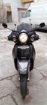 PRODÁM SKŮTR APRILIA SCARABEO 250 / 2002 - 2