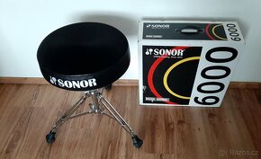 Prodám novou masivní sedačku Sonor DT6000 RT - 2