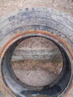 205/70 R15 C Michelin Agilis 81 - 2