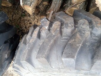 Pneu 10.0/75-15,3 MITAS - 2
