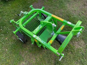 Vibrační vyoravac Bomet Ursa za traktor - 2