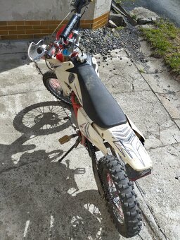 motokrosová motorka - 2