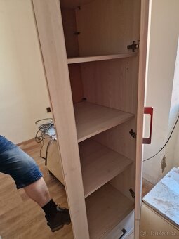 Prodám šatní skříň - 2