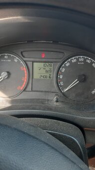Škoda Fabia 1.2 benzin - 2