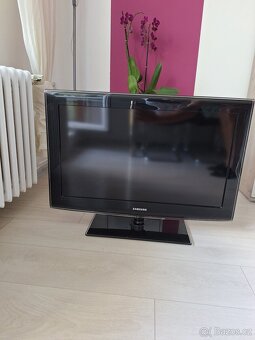 2x TV , 2x settop box - 2