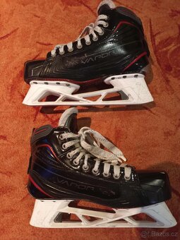 Brankářské brusle Bauer Vapor 1X, vel. EUR 44, 8,5D, (užší) - 2