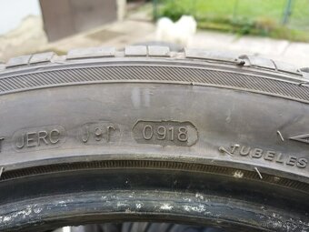 Letní pneu 275/40/20 - 2