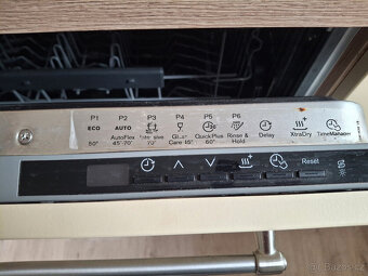 Myčka na nádobí vestavěna Elektrolux - 2