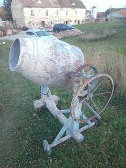 Stavební míchačka - 2