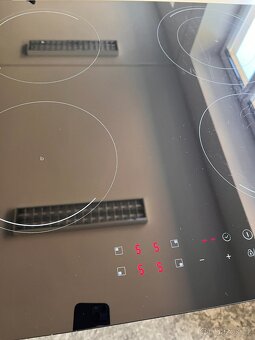 Indukční sklokeramická deska Candy CIC642 - 2