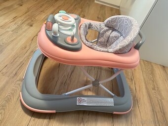 Dětské chodítko - 2