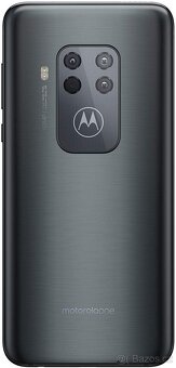 motorola one zoom na ND - 2